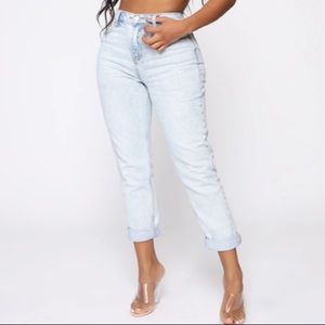 BRAND NEW FASHION NOVA LIGHT BLUE WASH JEANS